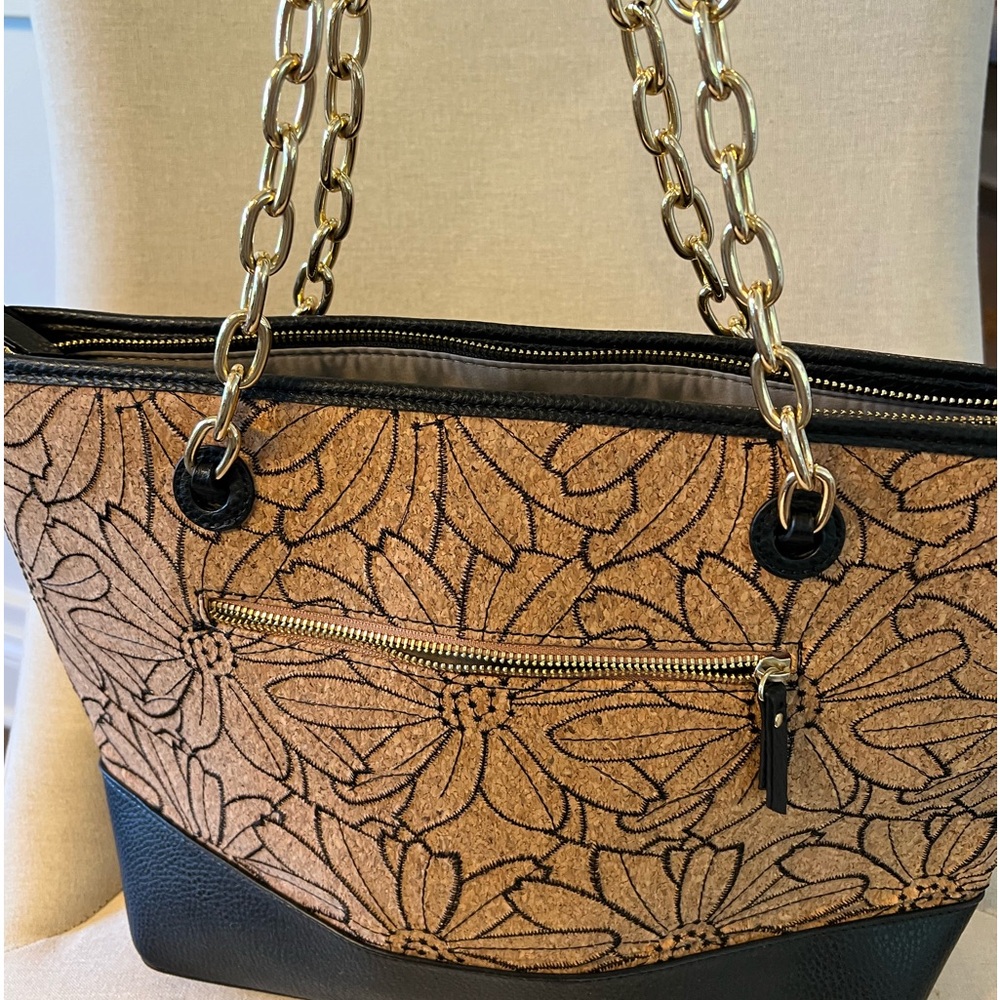 Anne Klein tote style handbag.